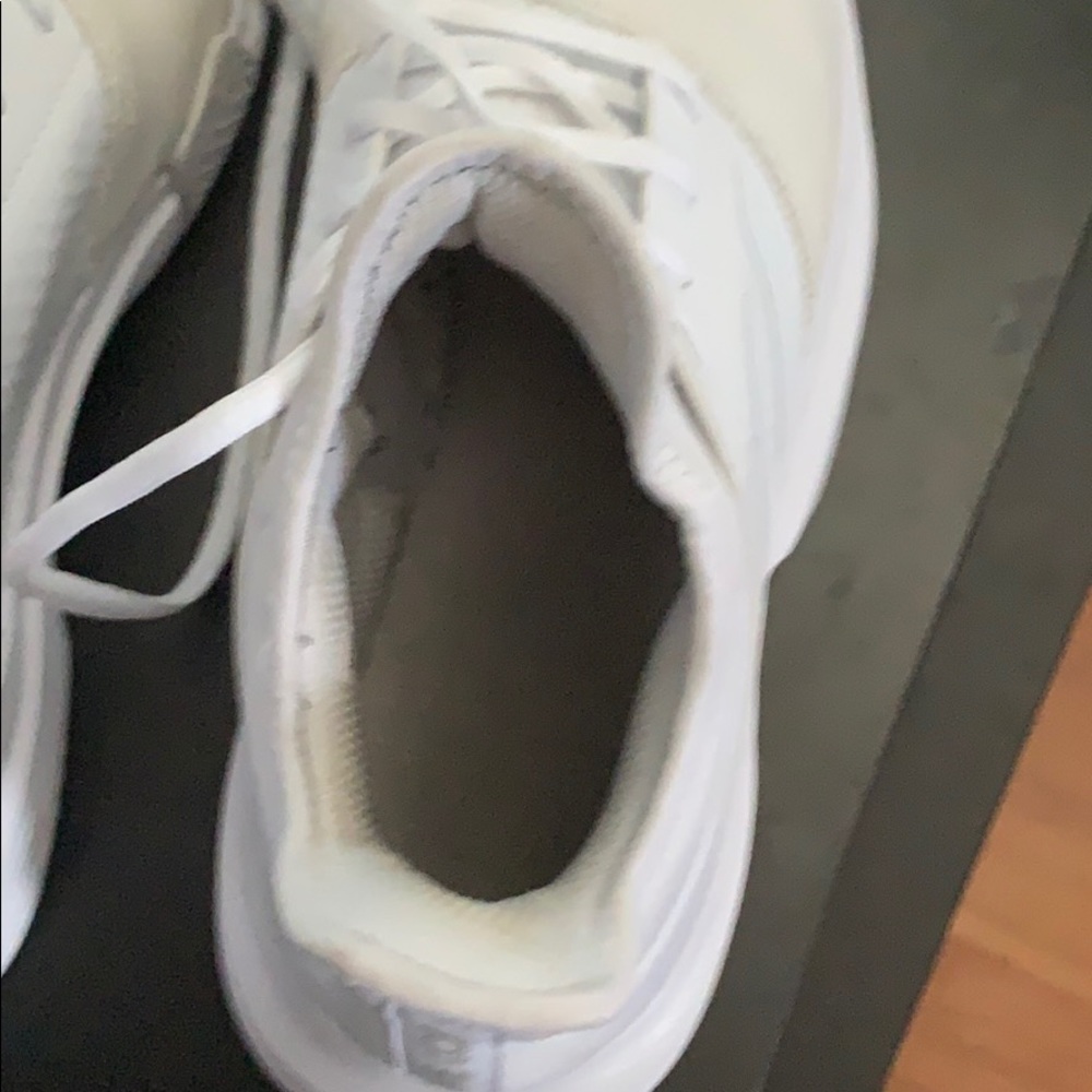Adidas - Picture 2 of 3